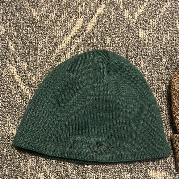 The North Face Dark Green Knit Beanie & Carhartt brown beanie. Top winter brands - Picture 4 of 16